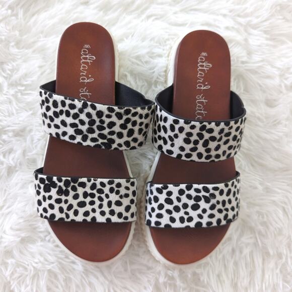 NEW Altar'd State Leather Upper Chunky Sandals Black White Polka Dot 6 - Picture 1 of 7